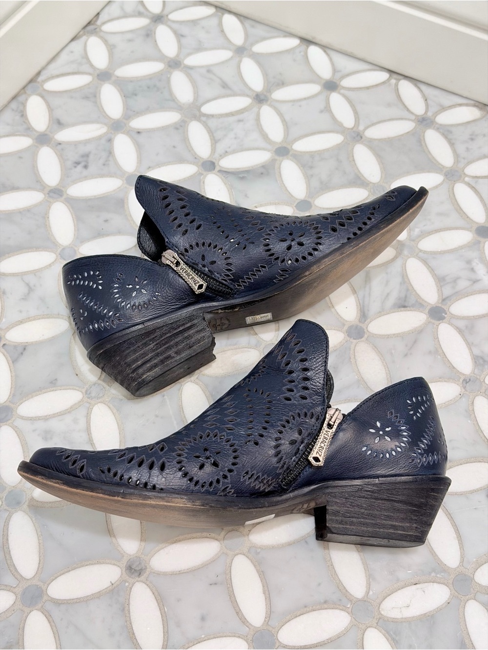 Veracruz Artisans Navy Blue Laser Cut Perforated Leather Booties - Size 40 - Picture 2 of 12